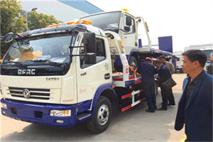 郓城汽车道路救援拖车价格